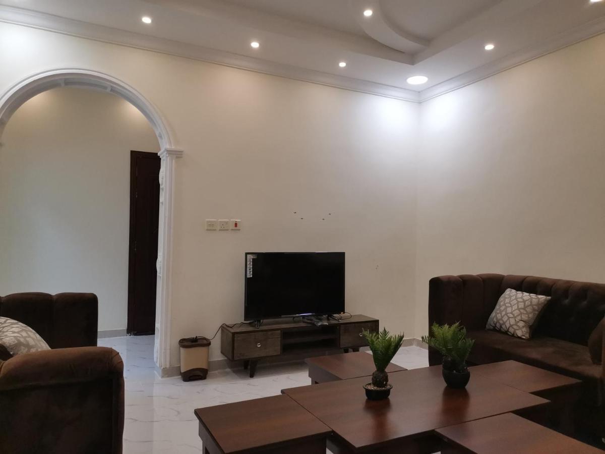 Al Shadi Apartments Yanbu Exteriör bild